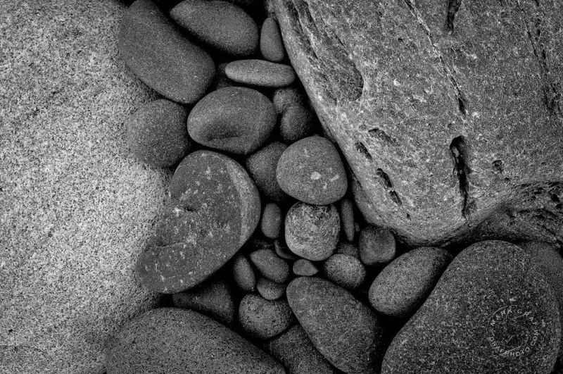 Beach rocks RO9292