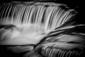 Flowing Bond Falls WA9968 Flowing Bond Falls WA9968