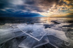 Last Moments of Winter SL9723