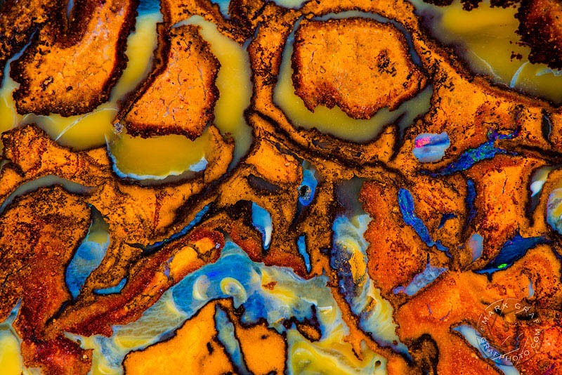 Fire Koroit Boulder Opal RO10049