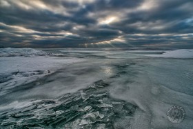 Icey Landscape of Lake St. Clair WI10212