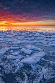 Frozen Lake St. Clair WI8708