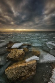 Shoreline Rocks and melting Lake Ice WI9995