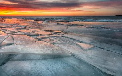 Winter sunrise on the lake
